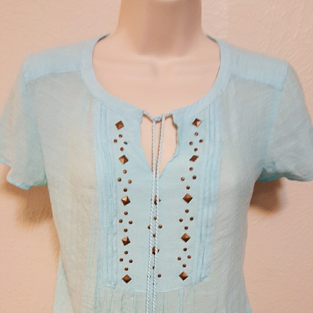 Beautiful aqua blue top